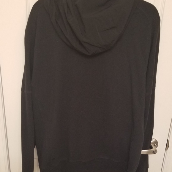 Older lululemon hoodie, size XL - Picture 2 of 4